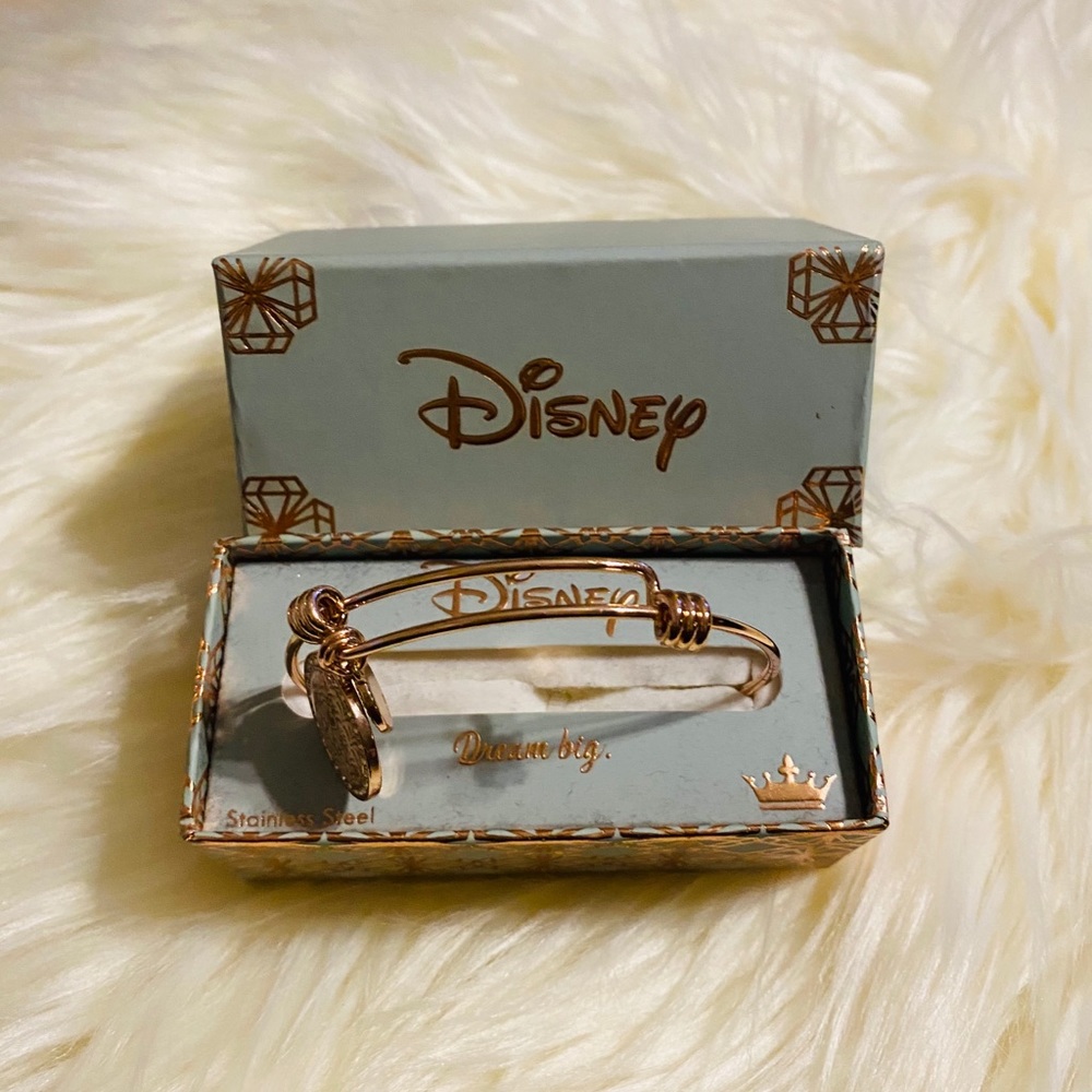 Beautiful Disney Bracelet - Picture 2 of 3